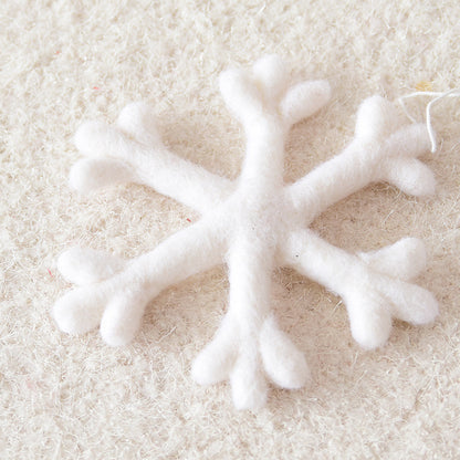 ✨ Felt Snowflake Christmas Ornaments – Soft Handmade Hanging Tree Decorations ❄️ Cozy Winter Holiday Décor Set