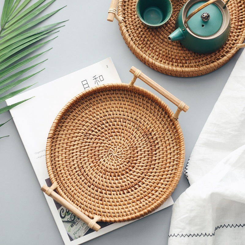 Handwoven Rattan Serving Tray with Handles – Boho Autumn Snack & Fruit Organizer ☕