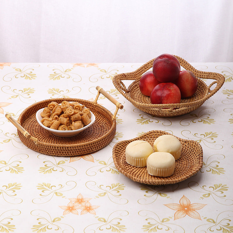 Handwoven Rattan Serving Tray with Handles – Boho Autumn Snack & Fruit Organizer ☕