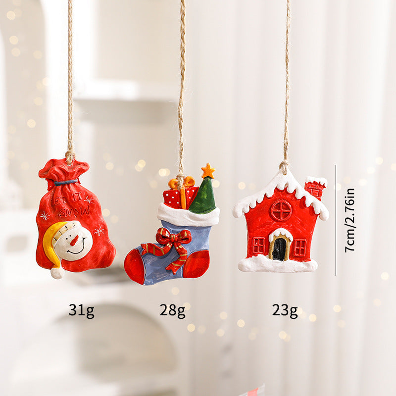 Cute Cartoon Elk & Santa Ornaments – Adorable Resin Christmas Decorations for Tree & Gifts ✨