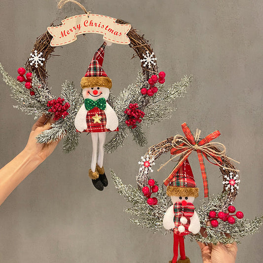 🌟 HollyHug Christmas Vine Wreath with Santa Charm 🌟