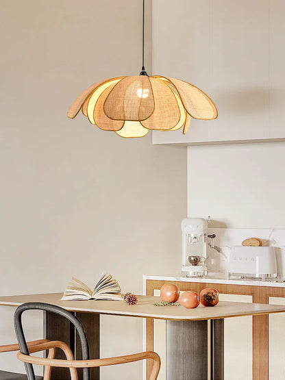 🌸 Handwoven Rattan Petal Pendant Light – Japanese Retro Chandelier for Dining & Living Room Serenity 🌿✨