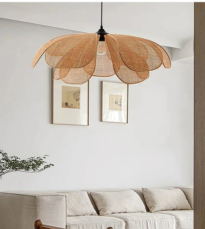 🌸 Japanese Petal Rattan Pendant Lamp – Handwoven Flower Ceiling Light for Dining, Living & Bedroom Spaces 🌿✨
