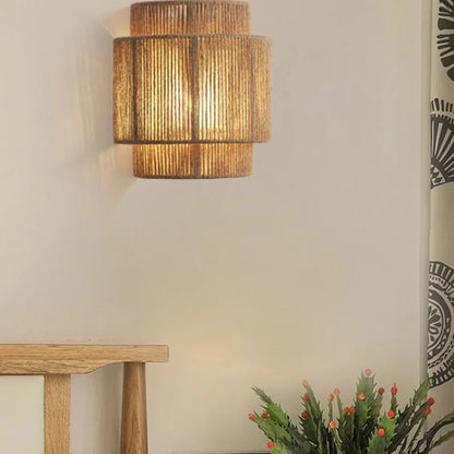🌾 Retro Rattan Weaving Wall Lamp – Handwoven Hemp Rope Sconce with Soft LED Glow for Bedroom & Living Spaces ✨