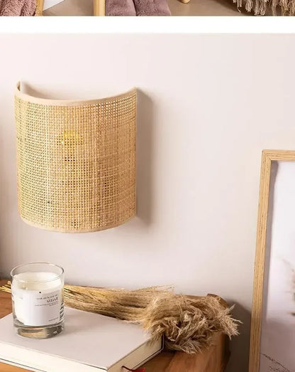 🌾 Handwoven Rattan Wall Sconce – Natural Wicker Lamp for Bedroom, Living Room & Hallway Ambiance 🌙✨