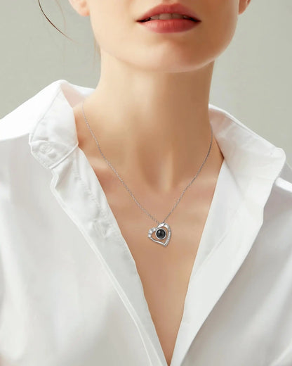 TidyTroves™ – Memory Projection Necklace (Hold A Photo Inside)