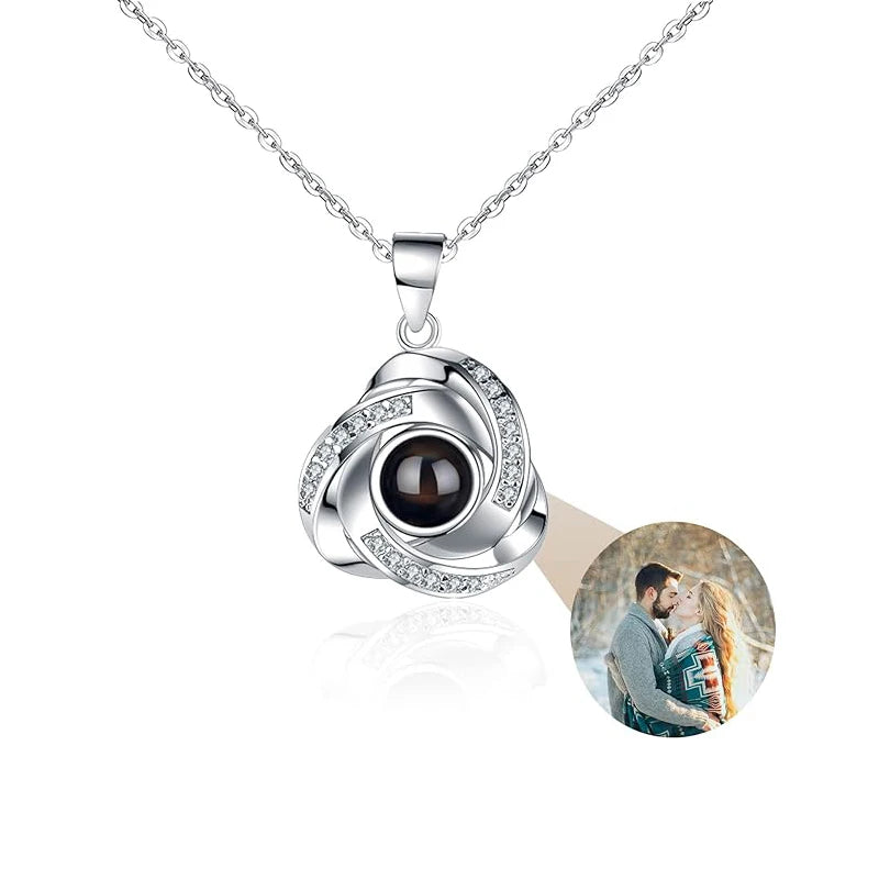 TidyTroves™ – Memory Projection Necklace (Hold A Photo Inside)