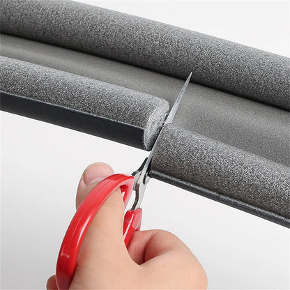 ❄️ Winter Door Draft Stopper Seal Strip — Block Cold Air, Save Heat & Stay Cozy (90 cm X 12 cm)