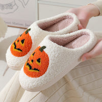 ✨ “Halloween Pumpkin Slippers – Cozy Cartoon Indoor House Shoes”